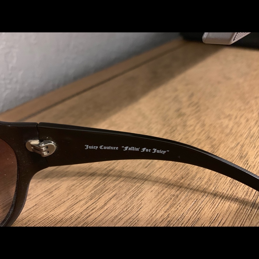 Juicy Couture Sunglasses - Picture 4 of 4